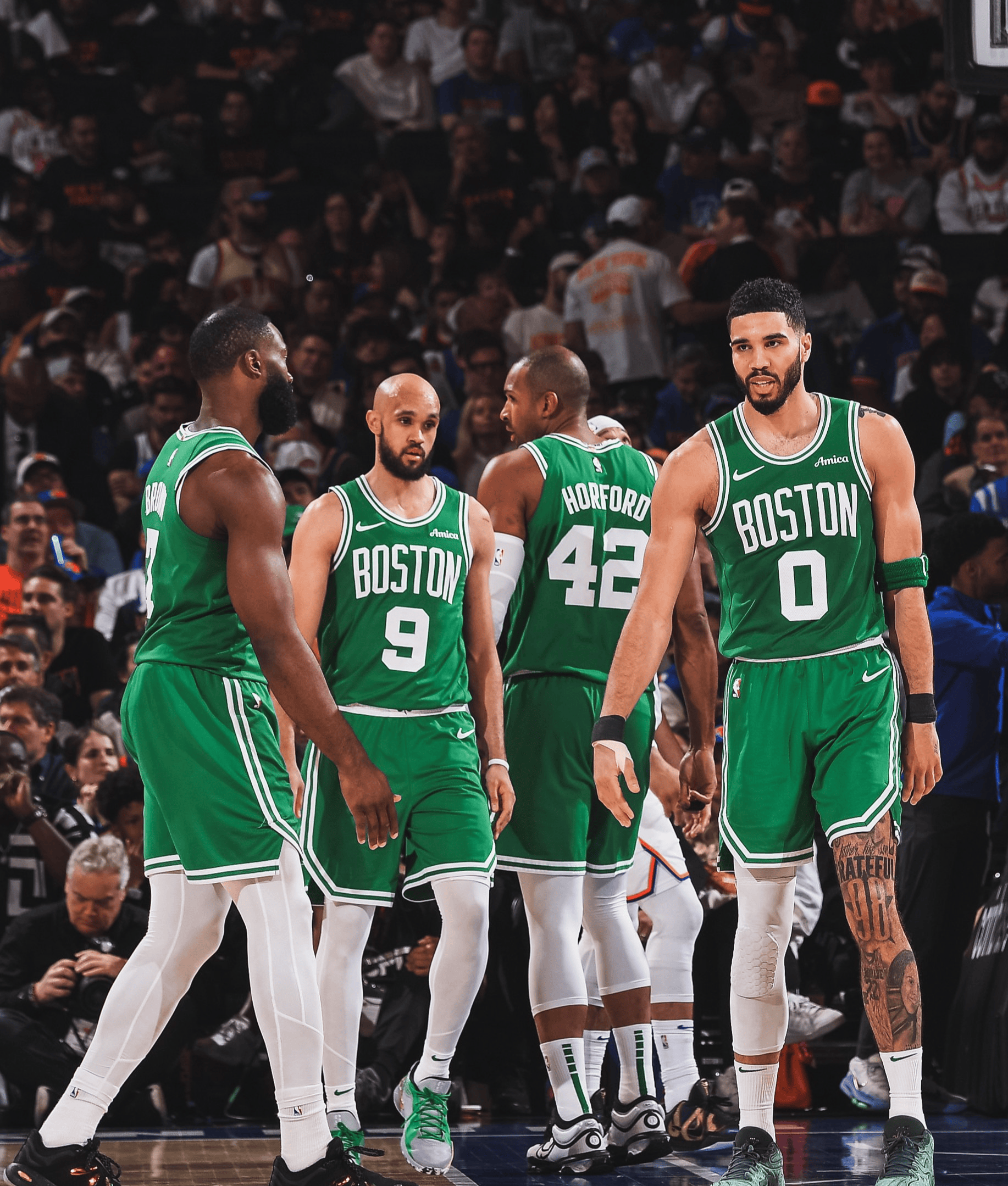 篮网队全员上场，活塞队卫冕保卫主场的简单介绍